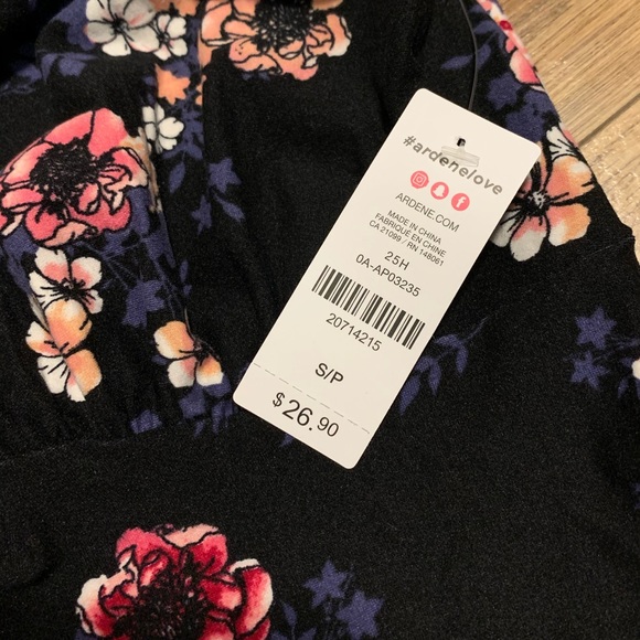 🌺 3/$30 ✨ NWT Floral Summer Dress - Picture 3 of 3